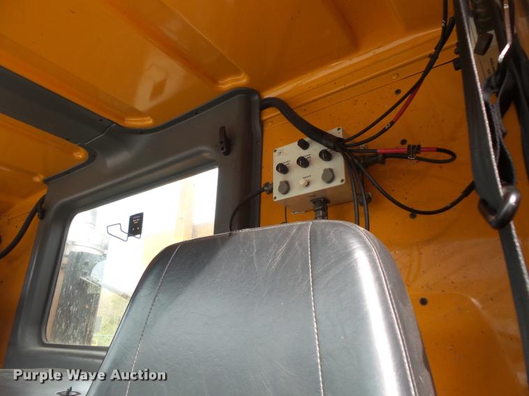 image for item L3579 2003 Sterling Condor paint striper truck