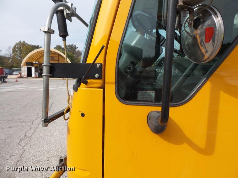 image for item L3579 2003 Sterling Condor paint striper truck