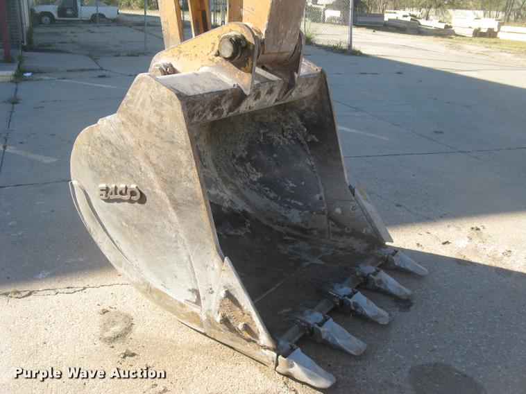 image for item L3906 2006 Case CX210 excavator