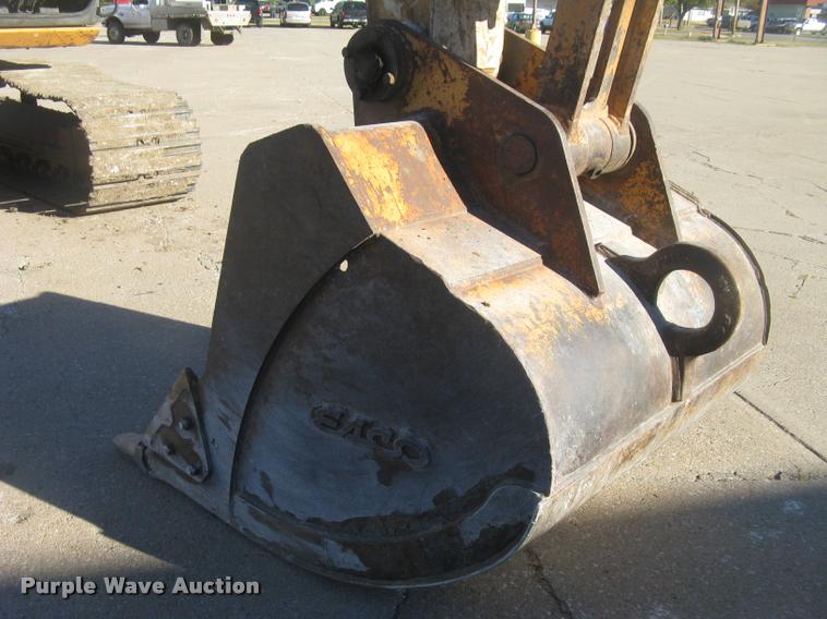 image for item L3906 2006 Case CX210 excavator
