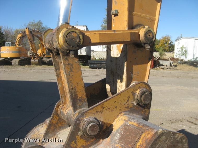 image for item L3906 2006 Case CX210 excavator