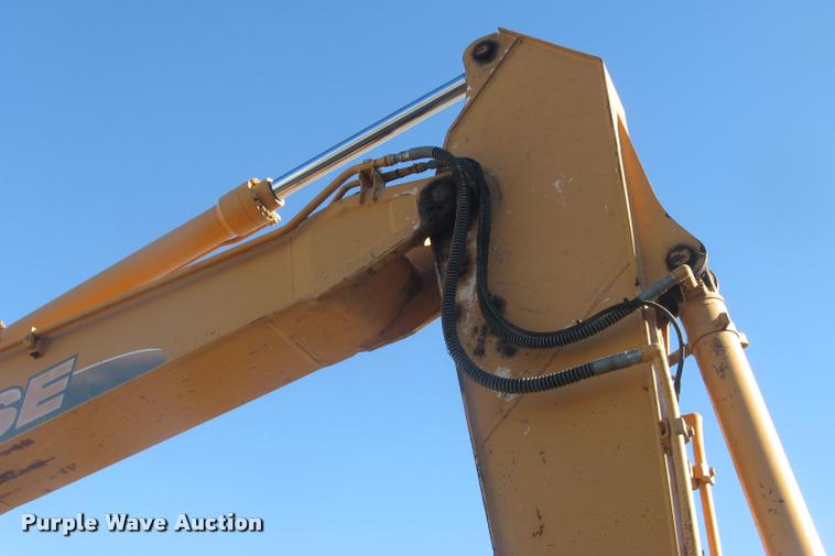 image for item L3906 2006 Case CX210 excavator