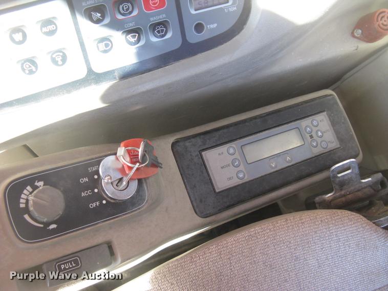 image for item L3906 2006 Case CX210 excavator