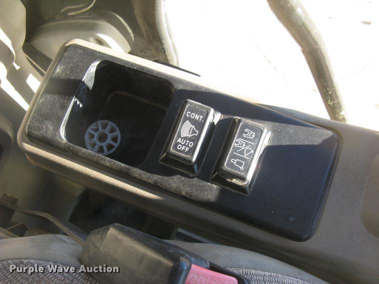 image for item L3906 2006 Case CX210 excavator