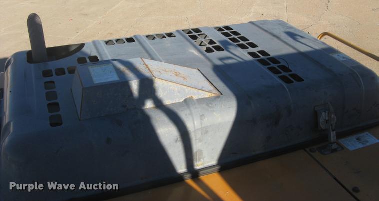 image for item L3906 2006 Case CX210 excavator