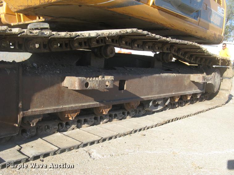 image for item L3906 2006 Case CX210 excavator