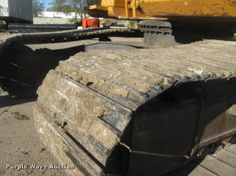 image for item L3906 2006 Case CX210 excavator