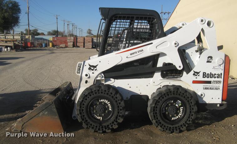 image for item L3909 2014 Bobcat S650 skid steer