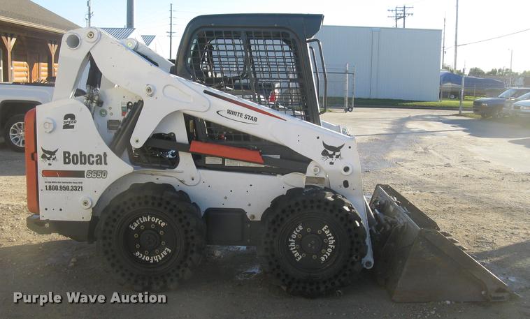 image for item L3909 2014 Bobcat S650 skid steer