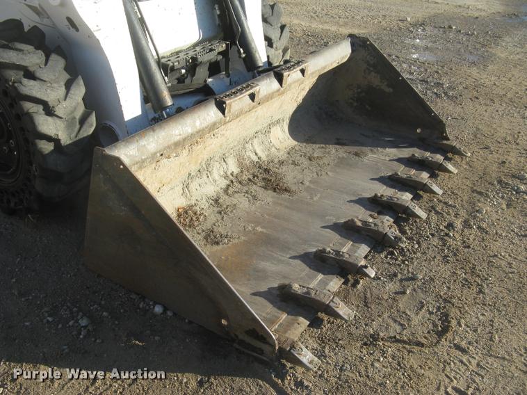 image for item L3909 2014 Bobcat S650 skid steer
