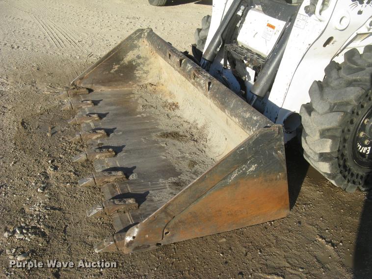 image for item L3909 2014 Bobcat S650 skid steer