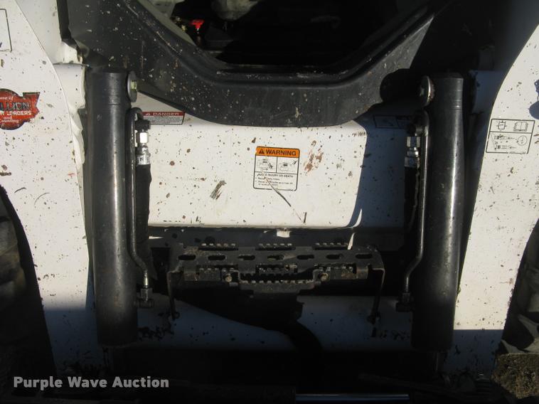 image for item L3909 2014 Bobcat S650 skid steer