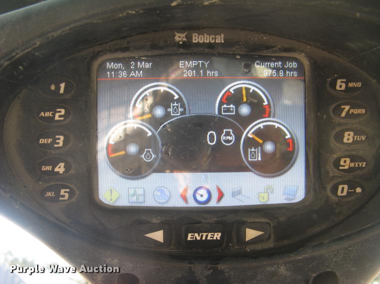 image for item L3909 2014 Bobcat S650 skid steer