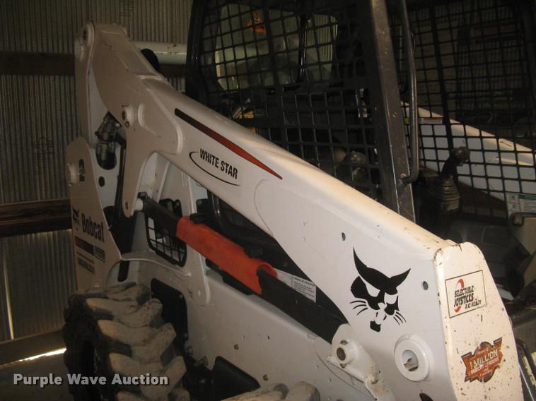 image for item L3909 2014 Bobcat S650 skid steer