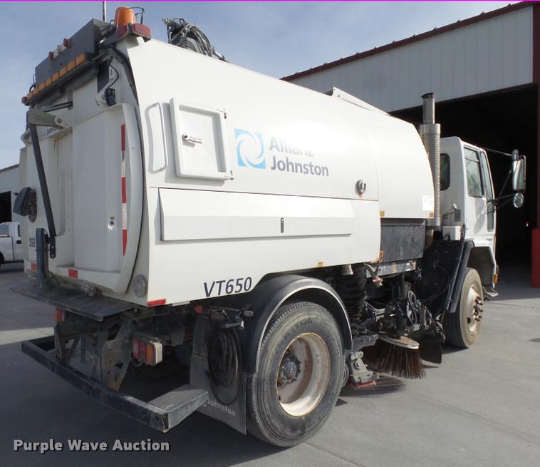 image for item L4114 2007 Freightliner FC80 street sweeper truck