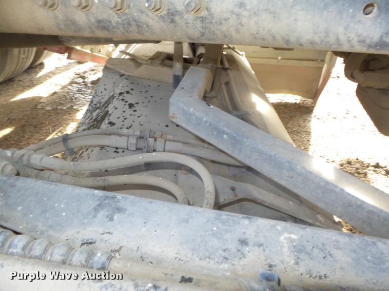 image for item L4114 2007 Freightliner FC80 street sweeper truck