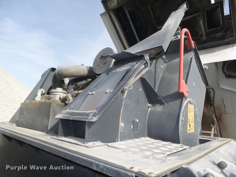 image for item L4114 2007 Freightliner FC80 street sweeper truck