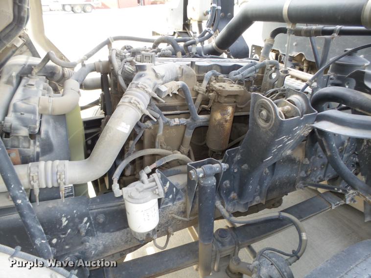 image for item L4114 2007 Freightliner FC80 street sweeper truck