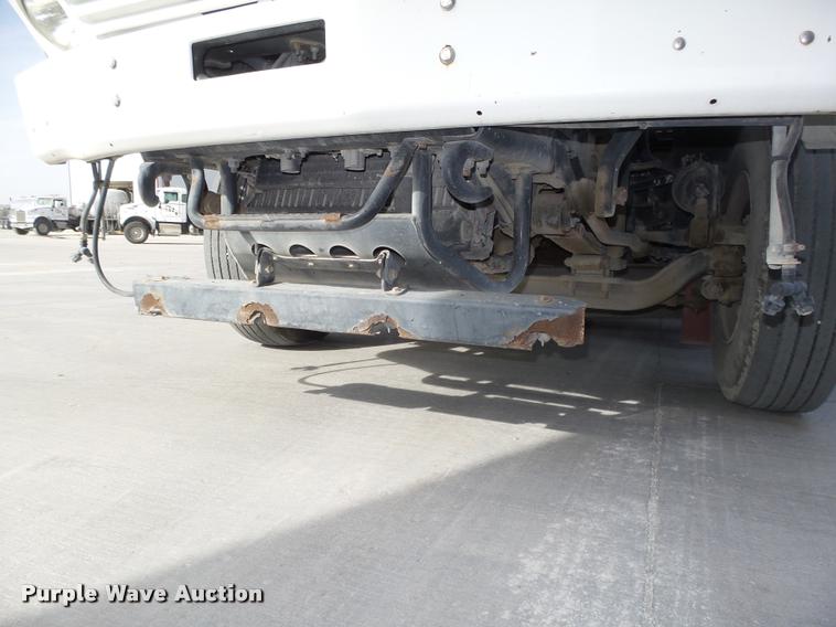 image for item L4114 2007 Freightliner FC80 street sweeper truck