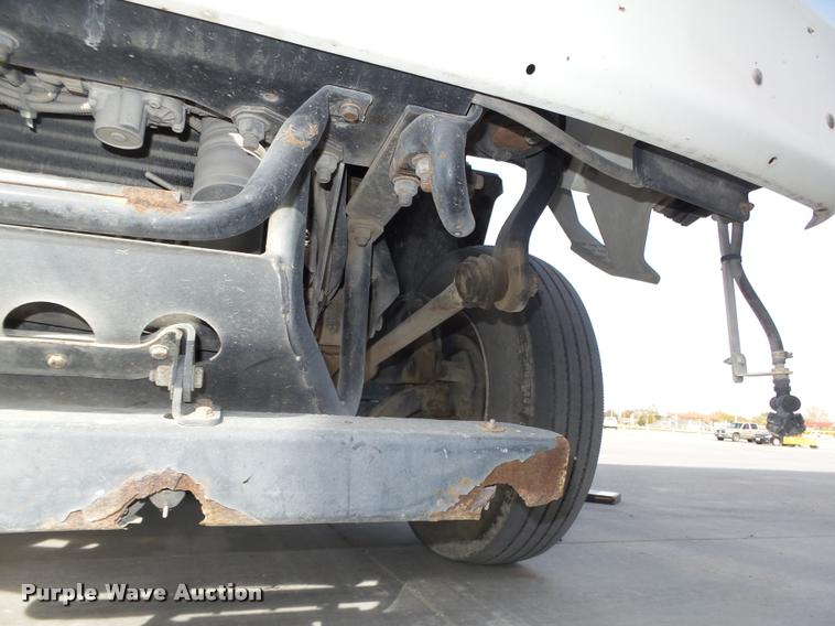 image for item L4114 2007 Freightliner FC80 street sweeper truck