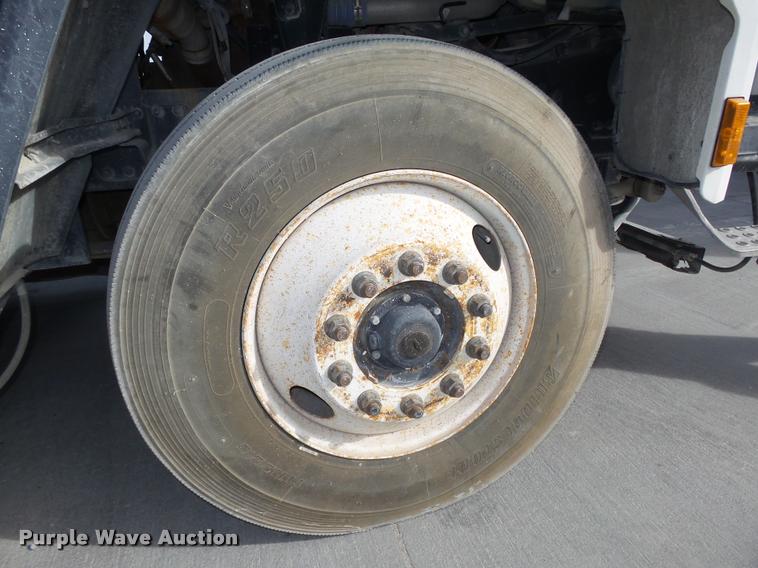 image for item L4114 2007 Freightliner FC80 street sweeper truck