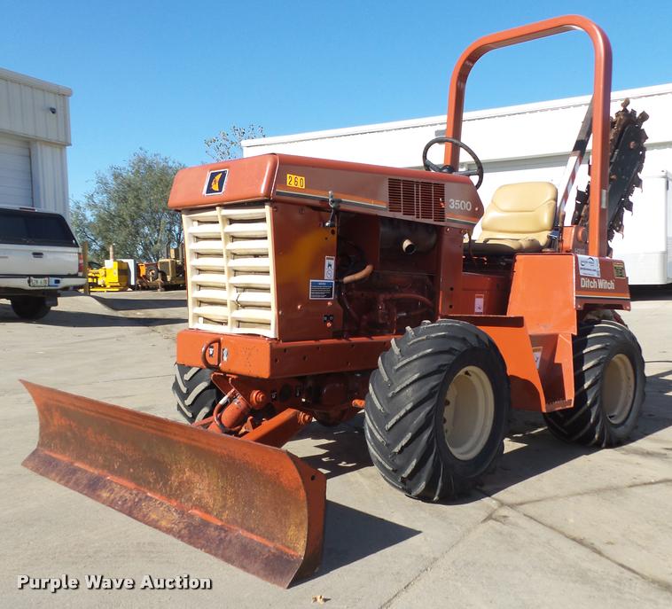 image for item L4124 1995 Ditch Witch 3500 trencher