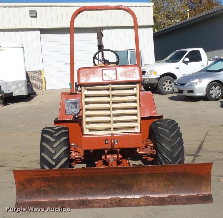 image for item L4124 1995 Ditch Witch 3500 trencher
