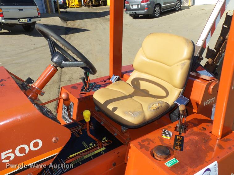 image for item L4124 1995 Ditch Witch 3500 trencher