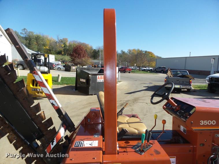 image for item L4124 1995 Ditch Witch 3500 trencher