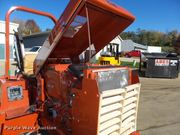 image for item L4124 1995 Ditch Witch 3500 trencher