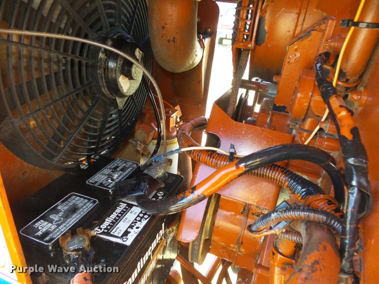 image for item L4124 1995 Ditch Witch 3500 trencher