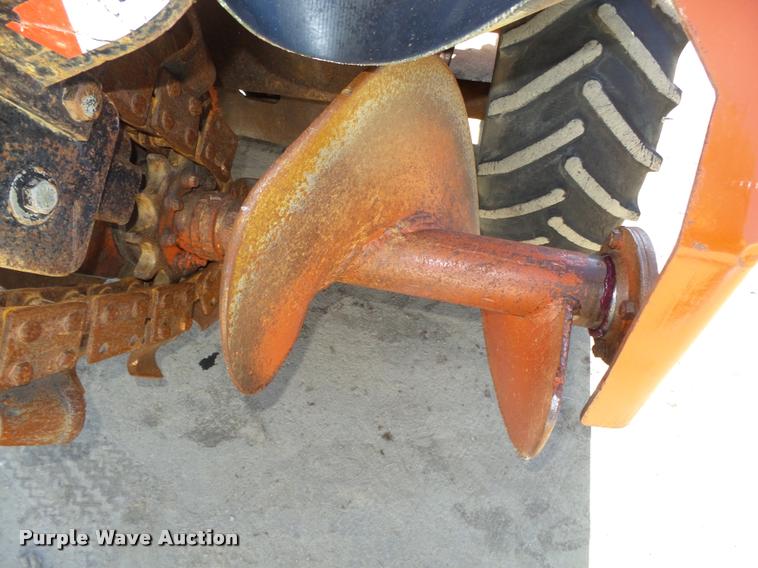 image for item L4124 1995 Ditch Witch 3500 trencher