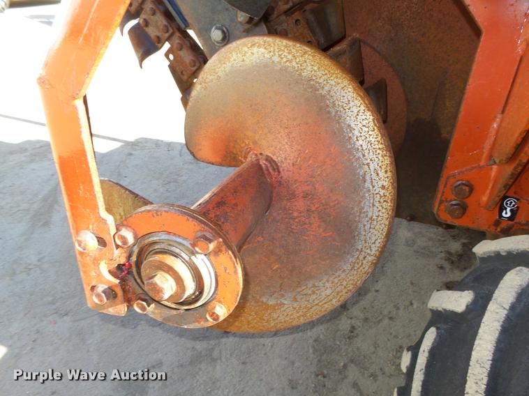 image for item L4124 1995 Ditch Witch 3500 trencher