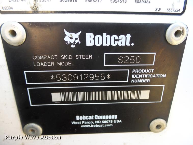 image for item L4147 2006 Bobcat S250 skid steer