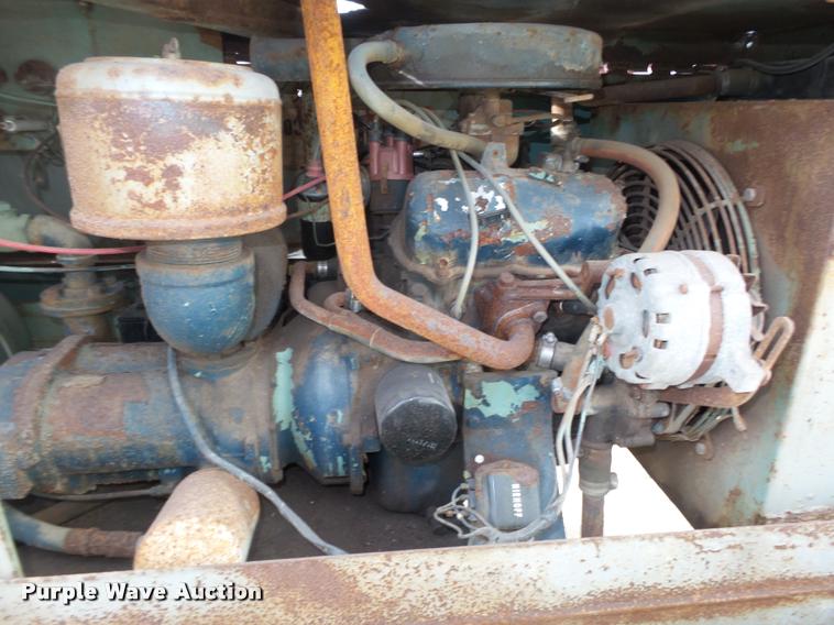 image for item L4188 1972 Gardner Denver 150 Rota Screw air compressor