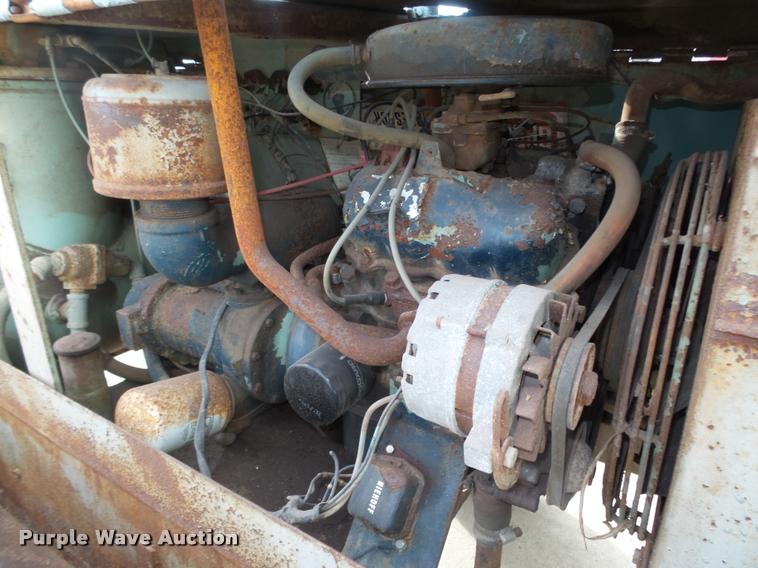 image for item L4188 1972 Gardner Denver 150 Rota Screw air compressor