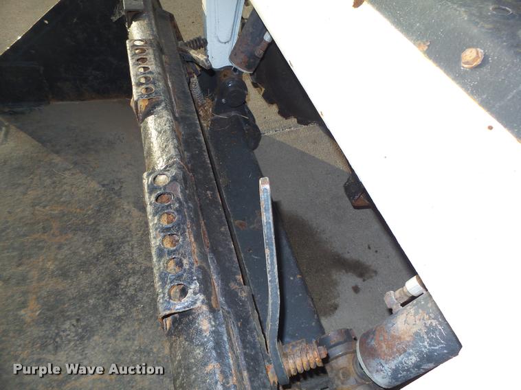 image for item L4189 2002 Bobcat S185 skid steer