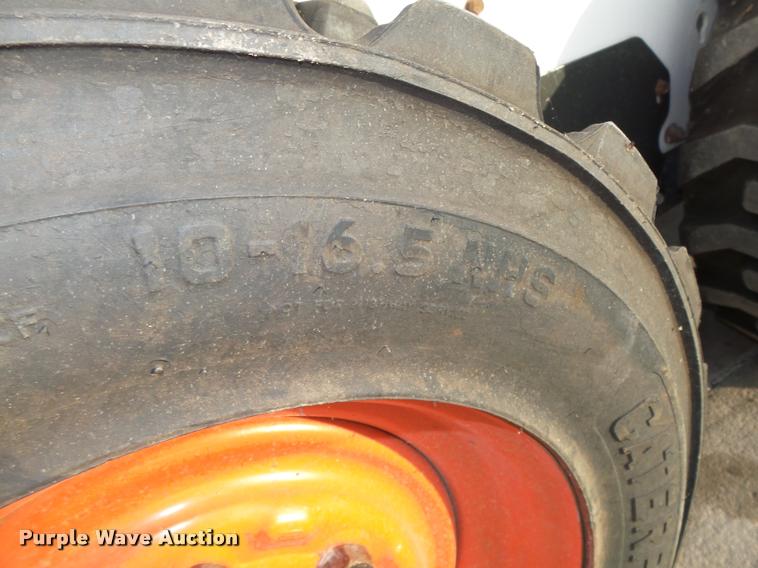 image for item L4189 2002 Bobcat S185 skid steer