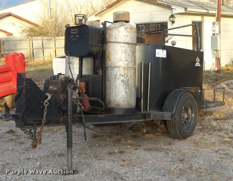 image for item L4190 Crafco EZ Pour 100 tar pot