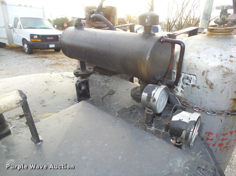 image for item L4190 Crafco EZ Pour 100 tar pot