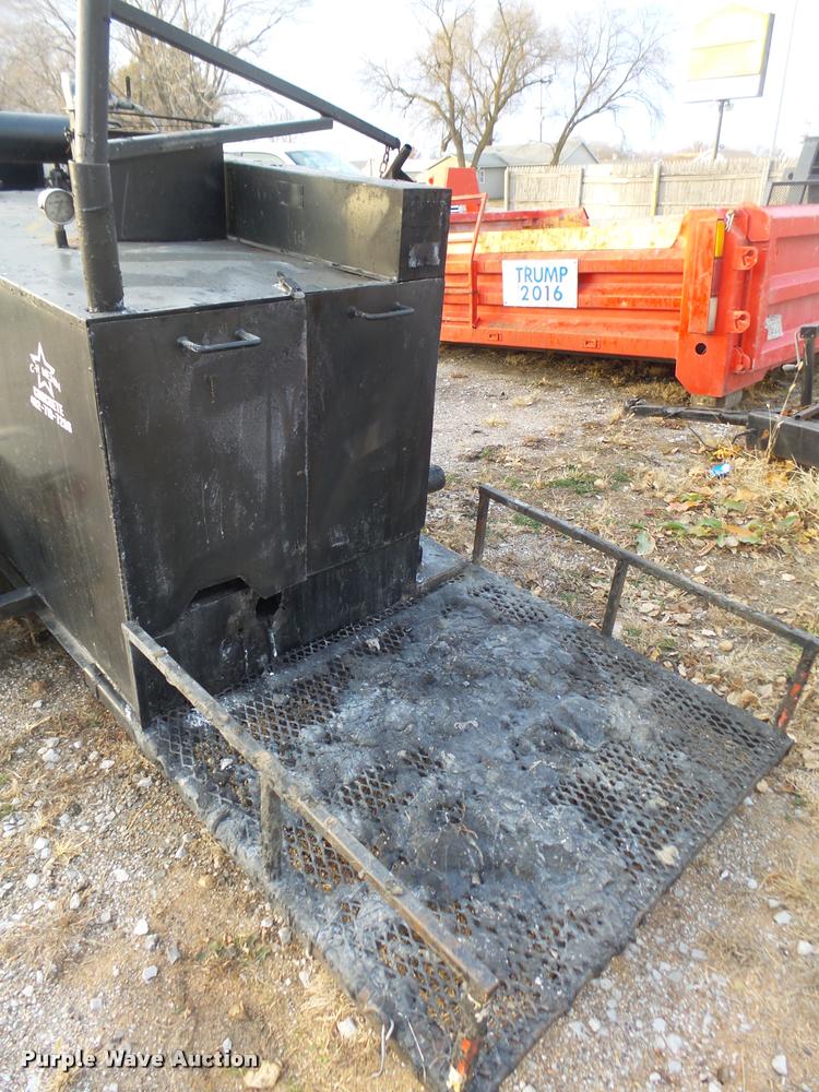 image for item L4190 Crafco EZ Pour 100 tar pot