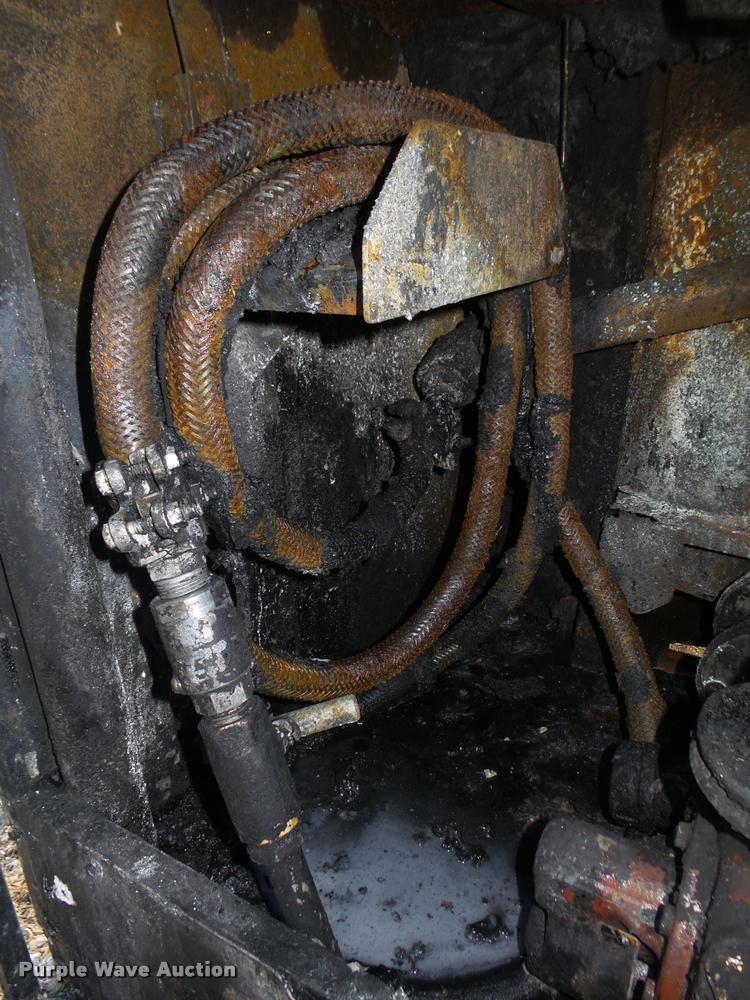 image for item L4190 Crafco EZ Pour 100 tar pot