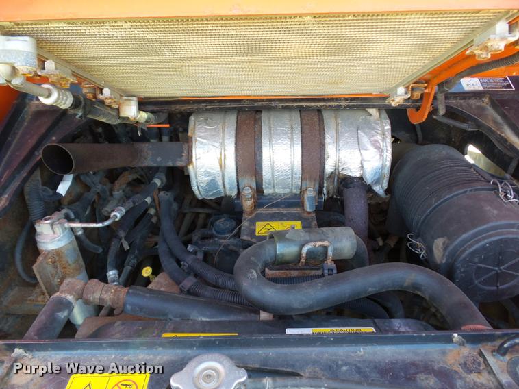 image for item L4462 2012 Kubota SVL75 skid steer