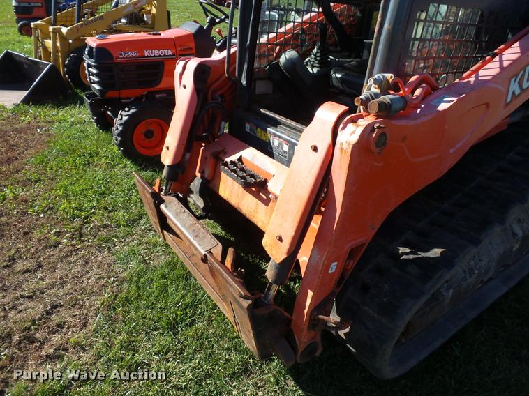image for item L4462 2012 Kubota SVL75 skid steer
