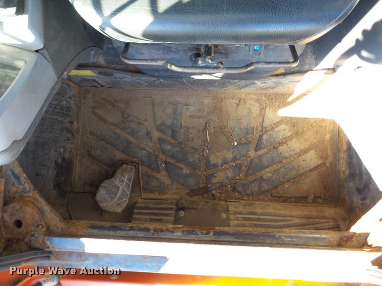 image for item L4462 2012 Kubota SVL75 skid steer