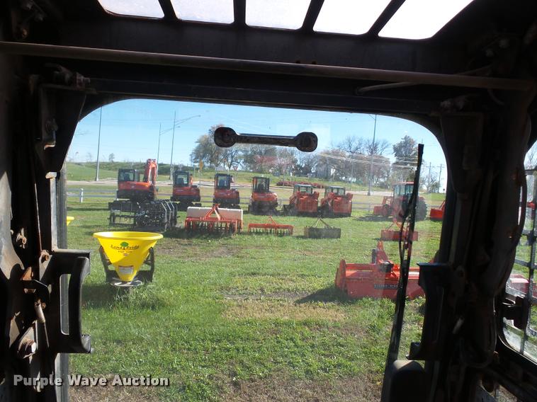 image for item L4462 2012 Kubota SVL75 skid steer