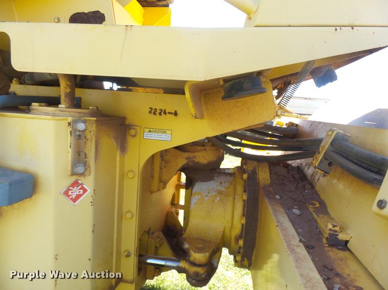 image for item L7483 Sakai SV400D single drum vibratory roller