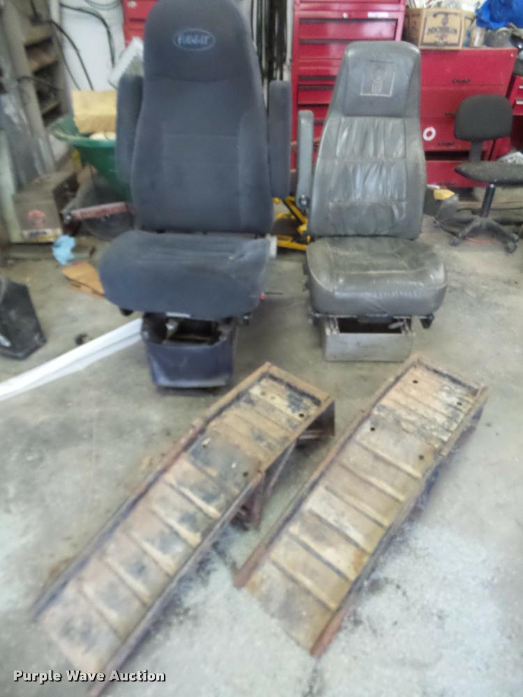 image for item BW9635 (2) air ride seats