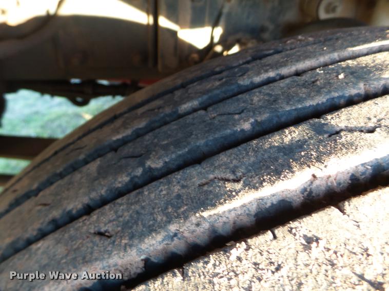 image for item BZ9240 2001 Kenworth T2000 semi truck