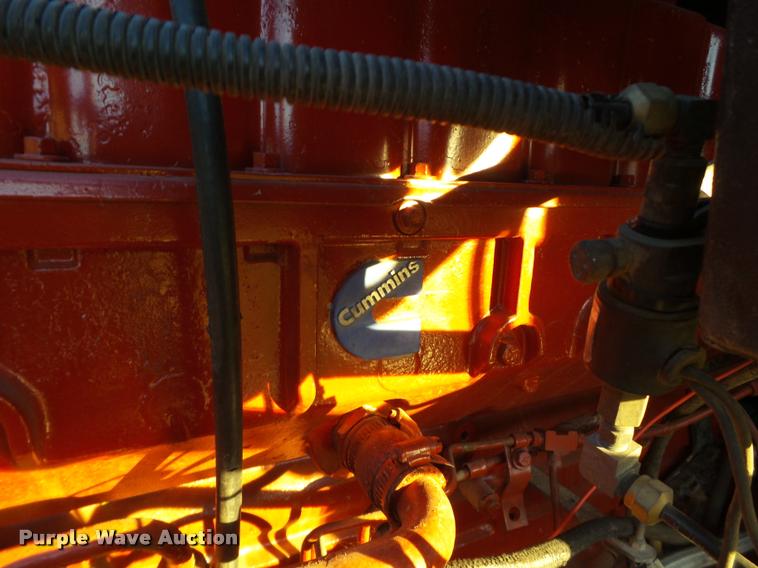 image for item BZ9240 2001 Kenworth T2000 semi truck